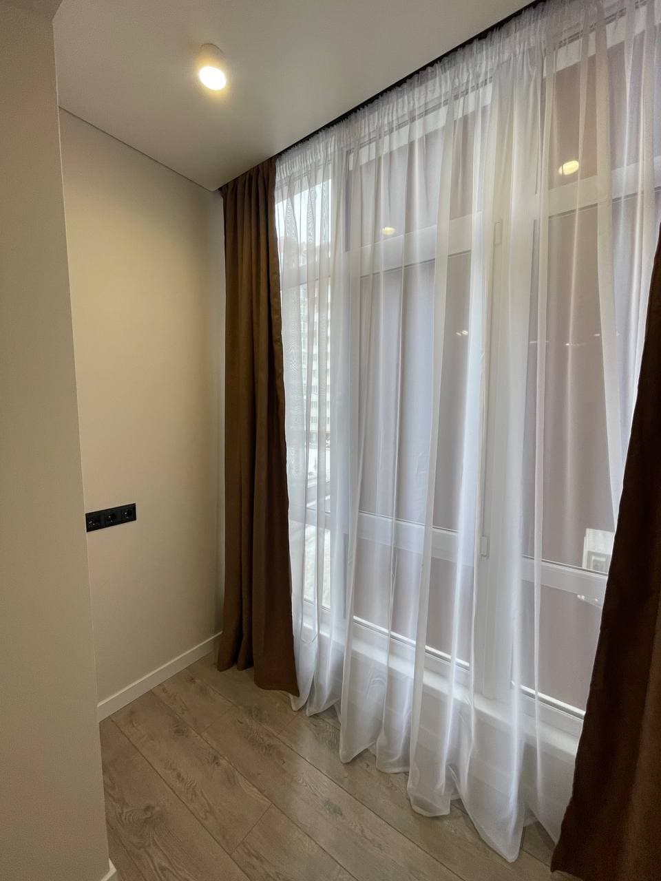 Продам 1 км квартиру з ремонтом, центр , 3 поверх.