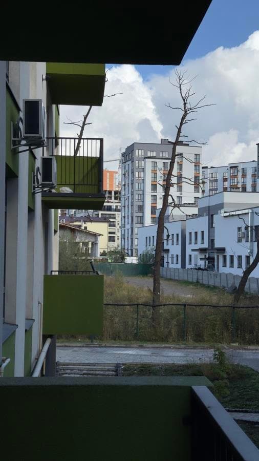 Міленіум 2 кім Здана міське озеро Приозерна