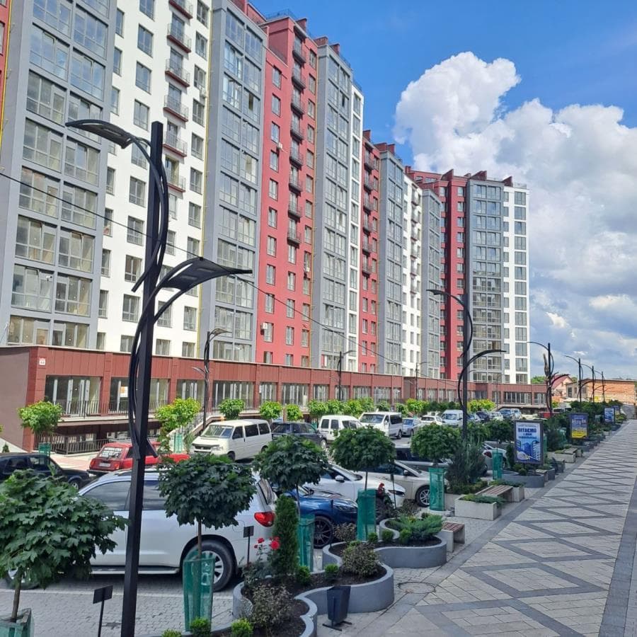 Продам 2к ЖК Княгинин ЦЕНТР