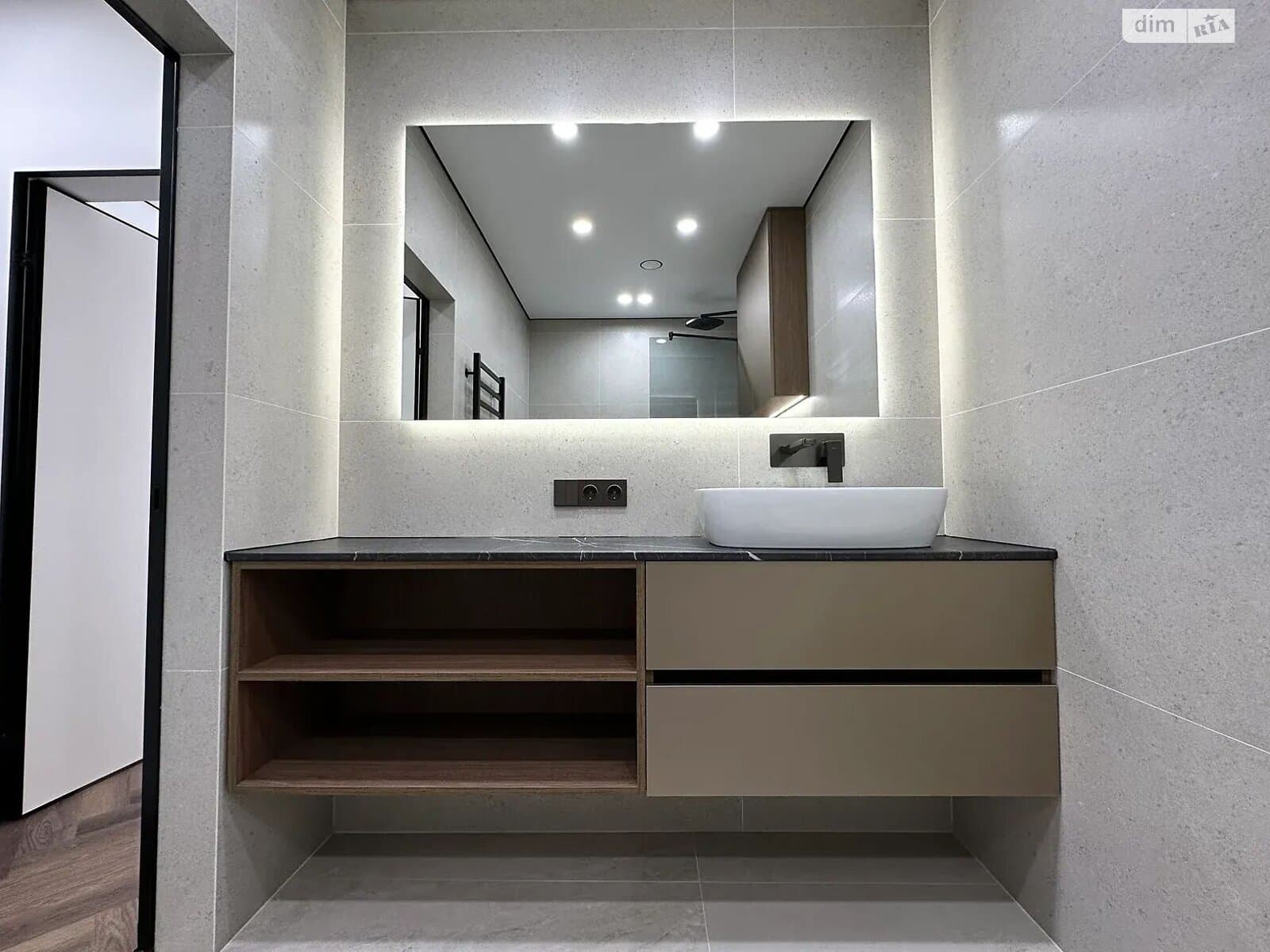 Продаж 2к квартири 70 кв. м  на вул. Краківська 6/2 • ID 34703615