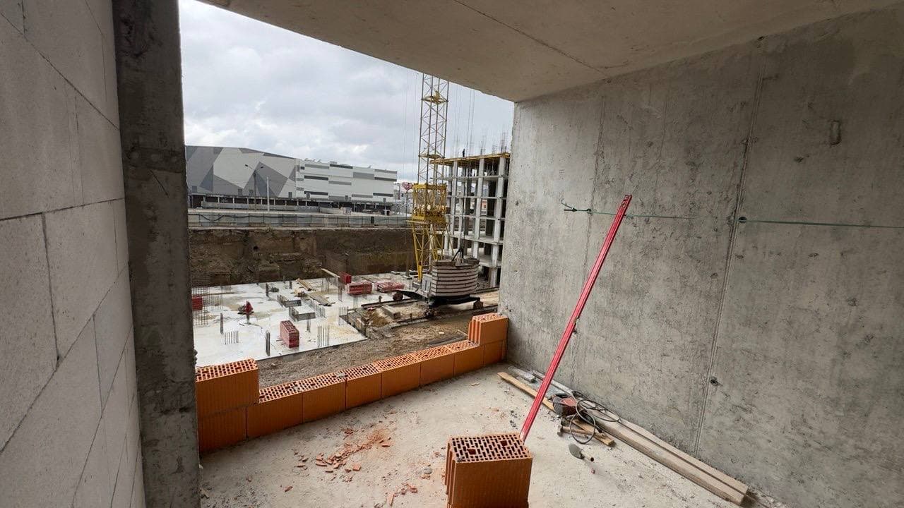 Шикарна квартира з великим балконом біля Вовчинецьких гір