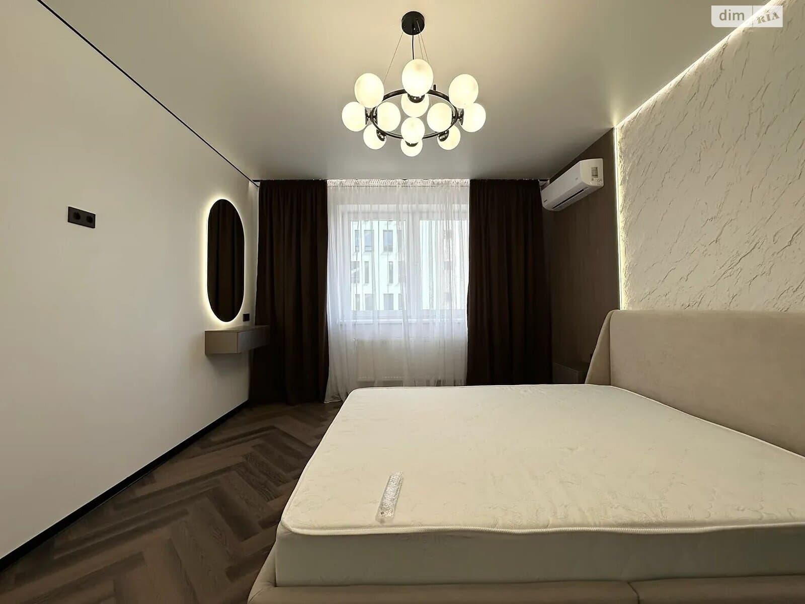 Продаж 2к квартири 70 кв. м  на вул. Краківська 6/2 • ID 34703615