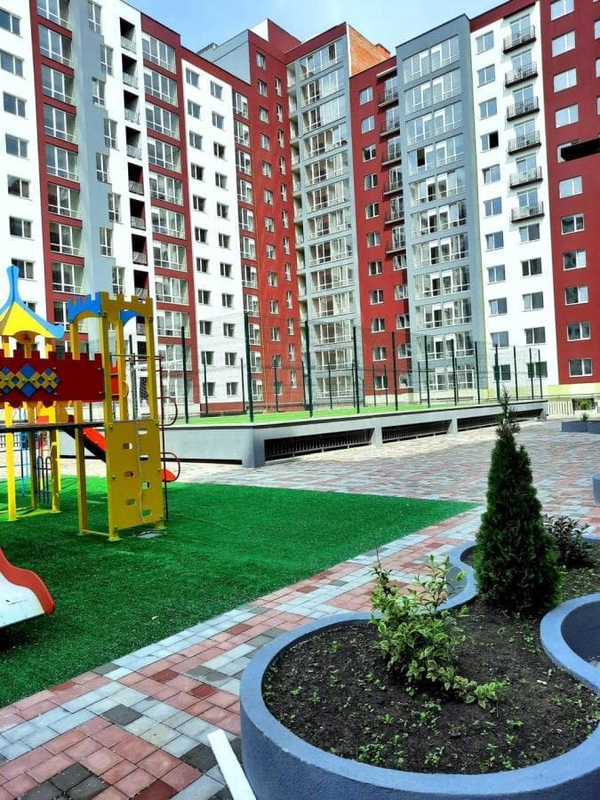 Продам 2к ЖК Княгинин ЦЕНТР